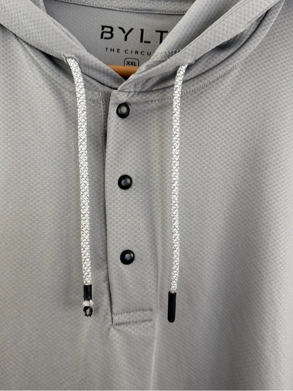 BYLT The Circuit Henley Hoodie Mens XXL Gray Lightweight Pullover Athletic 1/4 - Picture 3 of 6